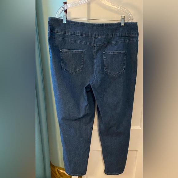 Ruby Rd. Blue Ankle Jeans - Picture 2 of 3